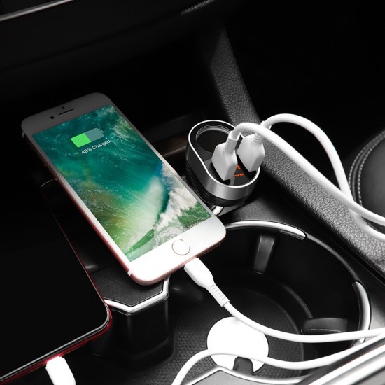 Dual USB Car Charger 3.1A Fast Charging with one Cigarette lighter Socket